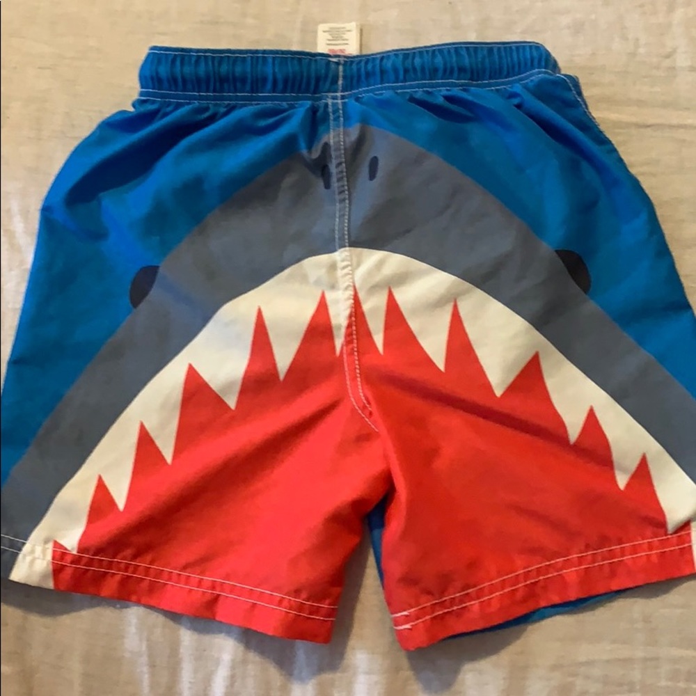 Mini Boden Boys swim trunks size 8-9